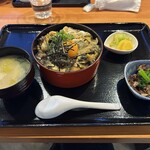 地鶏炭火焼 鶏ゆう - 