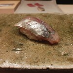 神田錦町 鮨たか晴 - 握り④鰺