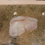 神田錦町 鮨たか晴 - 熊本県ヒラスズキ