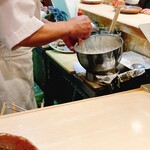 天ぷら　安住 - 職人の仕事に見入る