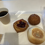 パンと庭 - イートインでいただきました