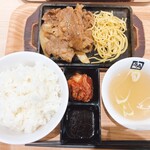 牛角焼肉食堂 - 料理写真:牛カルビ焼き定食 1,012円