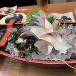 居魚屋 網元 別邸 - 