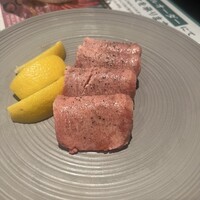 和牛とワイン 焼肉きゅうこん - 
