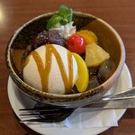 和風レストランまるまつ - 料理写真:クリームあんみつ
