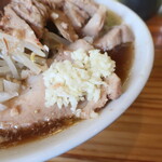 にかいや - にんにく多め