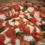 トラットリア ピッツェリア ラルテ - 