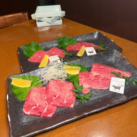 松阪牛炭火焼肉 東海亭 - 