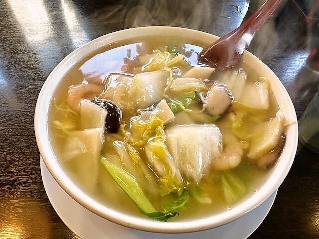 麺飯家龍門（リュウモン） &ndash; 五百川の本格中華ラーメンと餃子