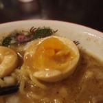 夢ノ弥 - 牛すじ炭焼きラーメン