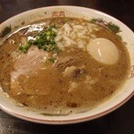 夢ノ弥 - 牛すじ炭焼きラーメン