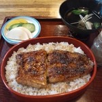 Tachibanaya - うな重定食(並) 2200円