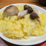 からかうあ - 牛すねきのこカレー・本日の野菜のせ（1650円）