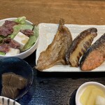 天然魚と七輪焼き 隠れ居酒屋 雑魚や - 