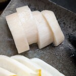 西利 - 今回初の長芋の醤油漬。ちとからかったんで、塩抜きして頂く。アクっぽさが抜けて激うま。