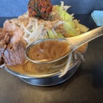 RAMEN HITONI YASASHIKU - 【国産豚ラーメン＝スープ】