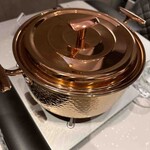 肉割烹 重㐂 - 鍋