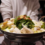 大衆居酒屋 恵比寿商店 - ●もつ鍋