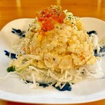 大衆酒場 坂本商店 - 20250303名物　サーモンといくらの親子ポテトサラダ680円