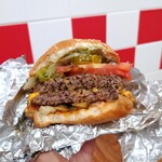 FIVE GUYS  - CHEESEBURGER
