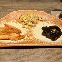 うしごろ 貫 五反田店 - 前菜3種盛り