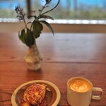Parklet bakery - 人間の視覚的体感はこんな感じ？暖かみがあります。