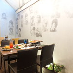韓国料理　ハンス - ペット同伴ペットも一緒に韓国料理。  店内奥のテラス席はペット可です。ご自慢のかわいい別途をつれておいしい韓国料理はいかがですか？ベット仲間との女子会にも人気です。 