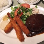 タカセ - 「ハンバーグ&エビフライ」（1,900圓）
      「Aセット」（カップスープ&ミニサラダ、ライスまたはパン、ドリンク附き、600圓）。