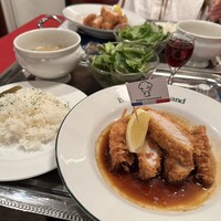ビストロ グルマン - トンカツランチ￥1,100