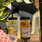 チニャーレ ヴィーノ エ パーネ - 