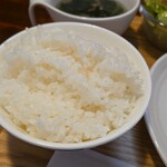 キッチン ブルー グローブ - ご飯のアップ