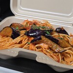 キッチン ブルー グローブ - ベーコンも見えます