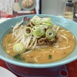 くるまやラーメン - 納豆に刻みネギ、最高の組み合わせ！