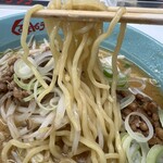 くるまやラーメン - 麺