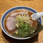 博多ラーメン でぶちゃん - 