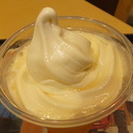 マクドナルド - マックフロート　マンゴー　２９９円　ソフトクリーム　【　２０１４年７月　】