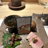 博 - ホタルイカ炙り、海つぼうま煮、わさびともずく酢、鴨ロース