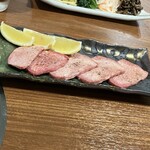 炭火焼肉 牛和鹿 本店 - 