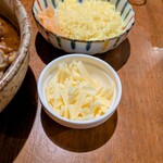 カレー気分 - チーズ 90円