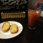 BUGreen - ④お通し、カシスオレンジ