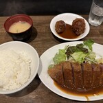 洋食の朝日 - 