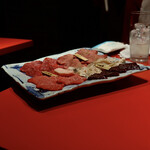 焼肉赤身にくがとう - 