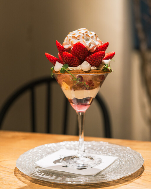 いちごパフェ☆様お取り置き519☆ぷっくり いちごパフェ☆様お取り置き519☆ぷっくり