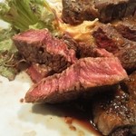 キャトルラパン - レアで美味しく頂きました。