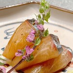 鮨 極 - シマアジのネギペースト和え②