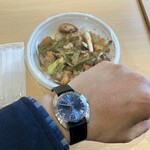 やきとりたけちゃん - 左腕のお供と