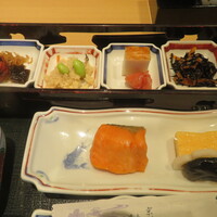京料理 熊魚菴 たん熊北店 横浜ホテルニューグランド店 - 中心部アップ