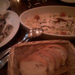 トラットリア・ピッツェリア・レ・アルカーテ - このソースは、最後の一滴までパンに付けて食べてます