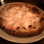 トラットリア・ピッツェリア・レ・アルカーテ - 4種類のチーズのピッツァ