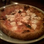 トラットリア・ピッツェリア・レ・アルカーテ - ミラノサラミとリコッタチーズのトマトソースピッツァ